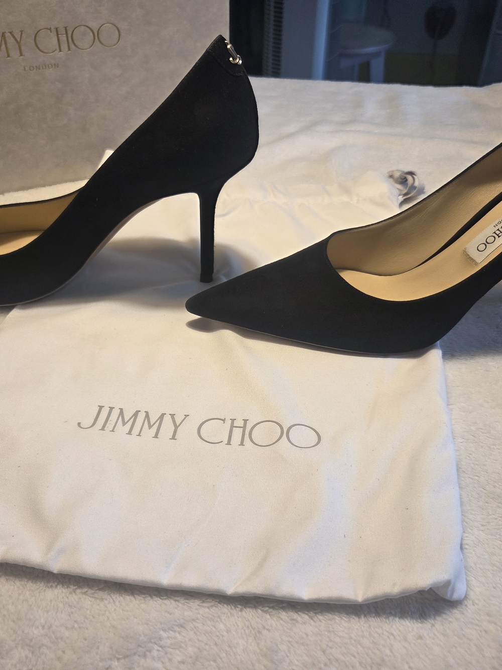 Jimmy Choo Black Pointed Toe Pump - Elegant Women's Heel - Picture 2 of 5